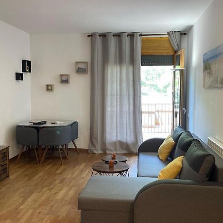 Precioso Calido Apartamento En Sort Con Terraza Appartement Buitenkant foto